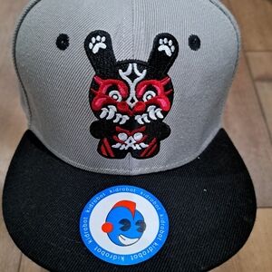 Kidrobot Snapback Hat Gray Black Kids Dunny Bunny Skull Embroidered Cap